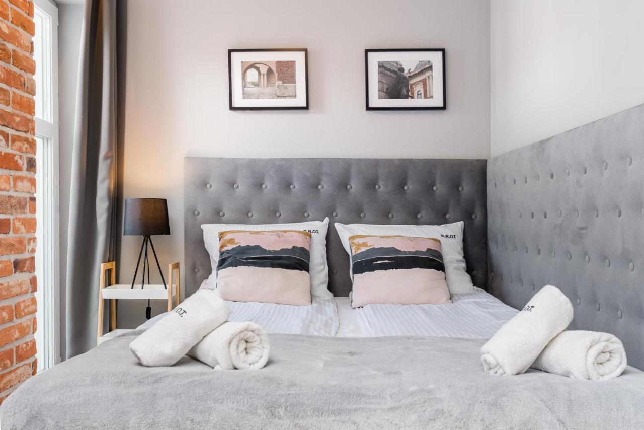Saint Florian's - Old Town Luxury - By Upstairs Apartmán