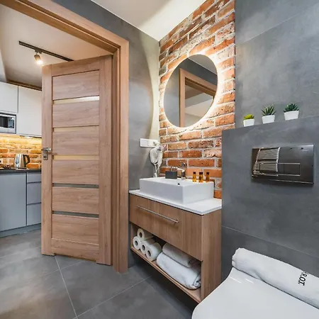 Saint Florian'S Suites - Old Town Luxury Apartments - By Upstairs Krakau Exterior foto