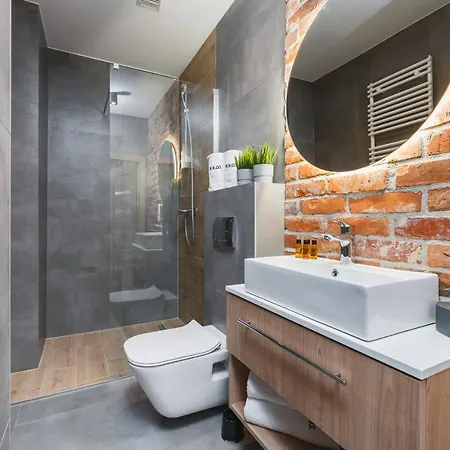 Saint Florian'S Suites - Old Town Luxury Apartments - By Upstairs Krakau Exterior foto