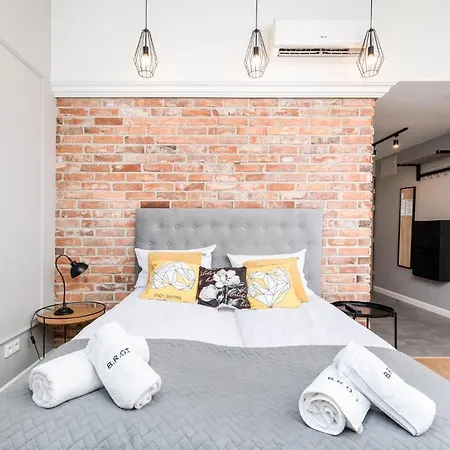 Saint Florian'S Suites - Old Town Luxury Apartments - By Upstairs Krakau Exterior foto
