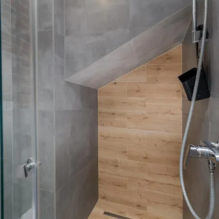 Saint Florian'S Suites - Old Town Luxury Apartments - By Upstairs Krakau Exterior foto