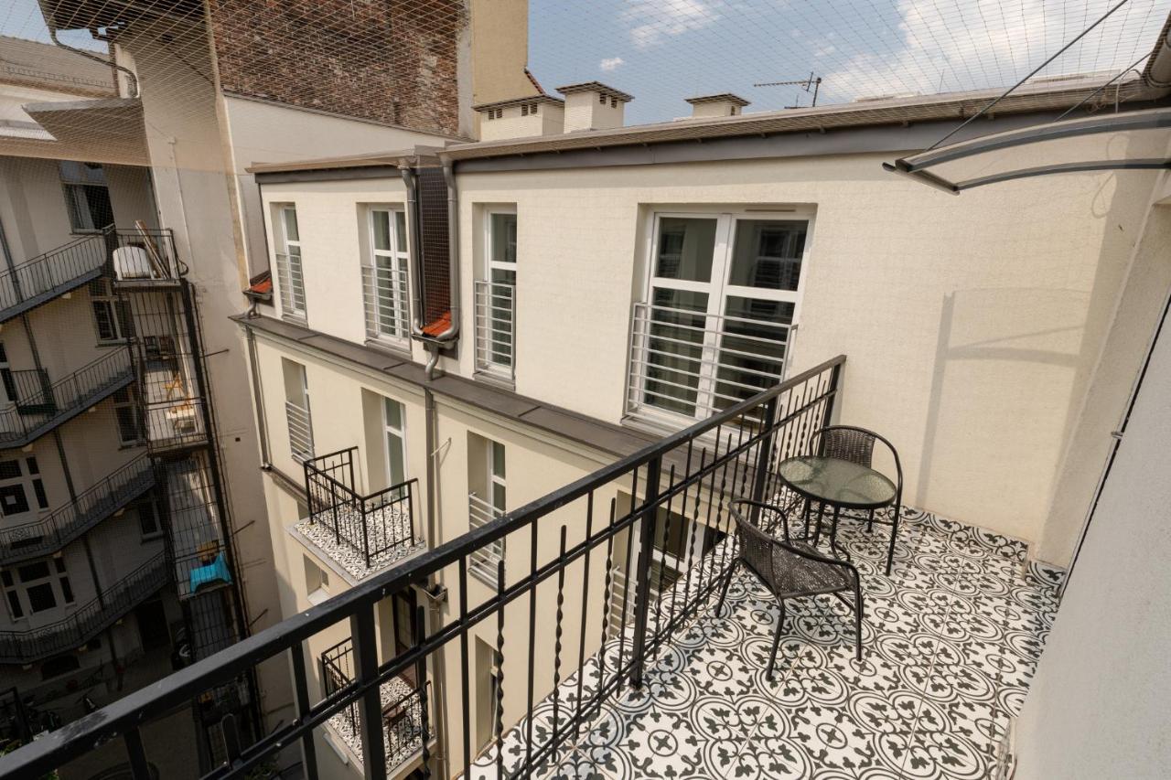 Saint Florian's - Old Town Luxury - By Upstairs Apartment Krakau